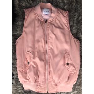 Rose vest